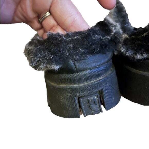 Skechers Women's Fortress Clog Slipper - Picture 4 of 7